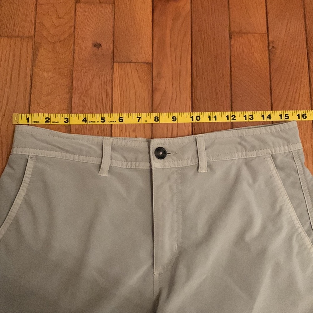 Valor Collection Shorts (Light Tan) - Picture 9 of 12